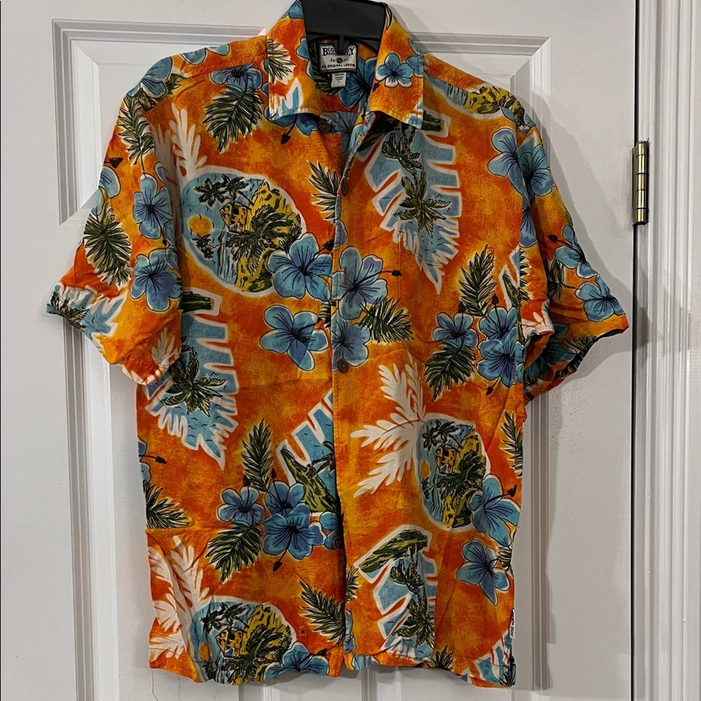 Mens Bugle Boy hawaiian style floral shirt,  button up short sleeve